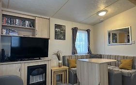3 Bedroom 8 Berth Standard Basic Caravans With Hot Tub,Mountain Bikes